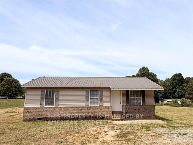 Building Photo - 1860 Sells Rd