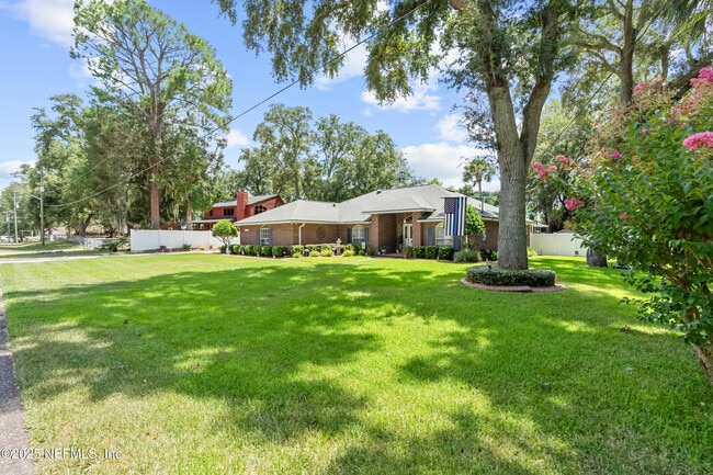 Photo - 6656 Rivercrest Dr