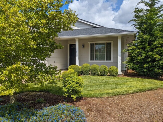 Photo - 5500 Doogan Ct SE