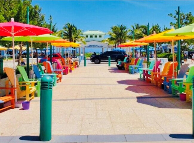 Photo - 229 E Commercial Blvd Unidad 2