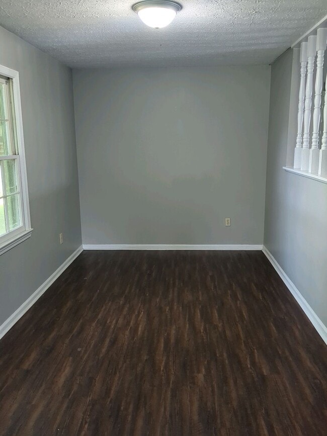 Photo - 2517 Thoroughbred Dr
