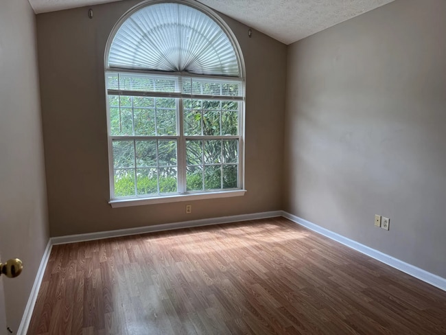 Photo - 2312 Market Garden Ln