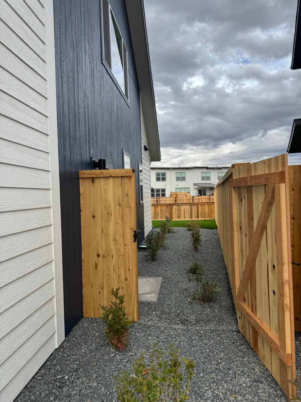 Photo - 611 Companion Wy