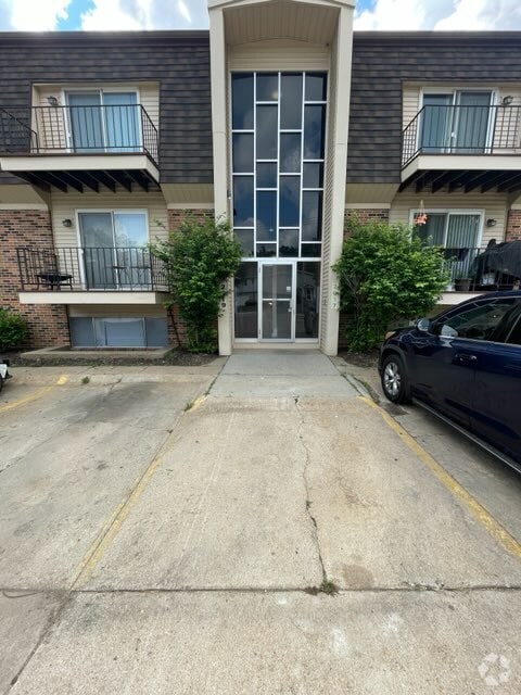 Building Photo - Benson Blvd Unit 1 Rental