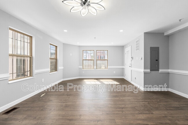 Building Photo - 1829 Providence St NE Rental