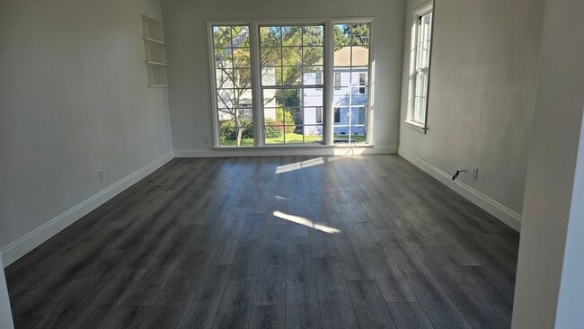Living Room - 4221 Creed Ave Unit Upper