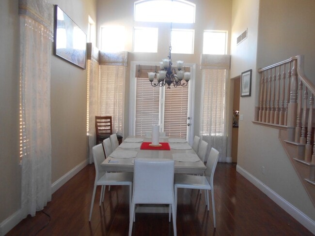 Photo - Desert Shore Beautiful 4 Bedroom Home!