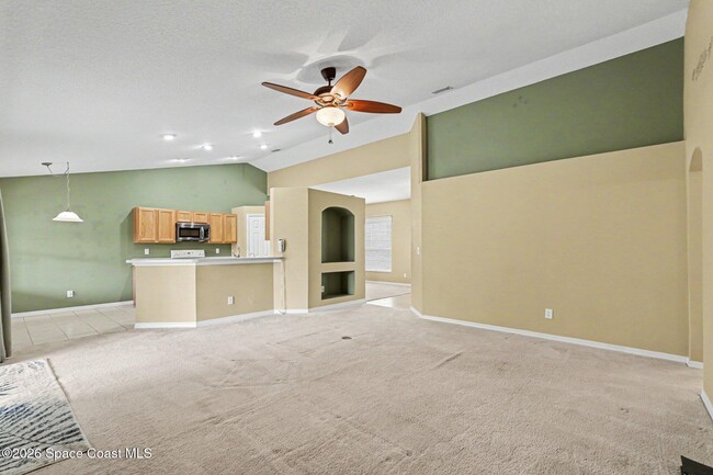 Photo - 1129 Colonial Ave SE