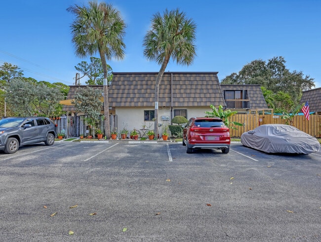 Photo - 4095 Palm Bay Cir