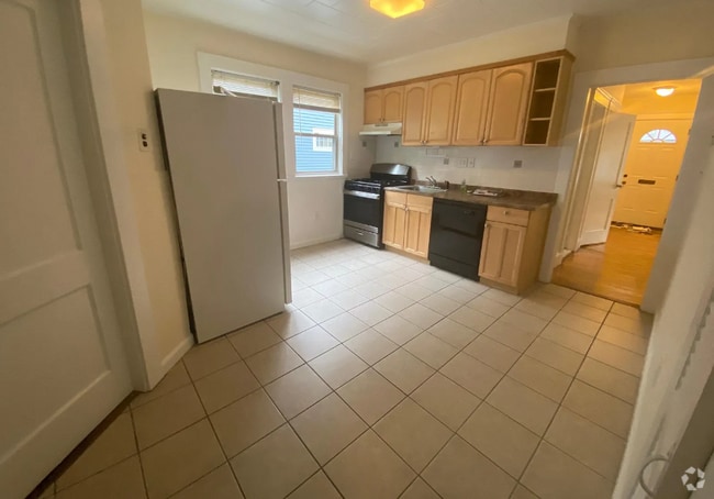 Building Photo - 37 Rose St Unit 1 Rental