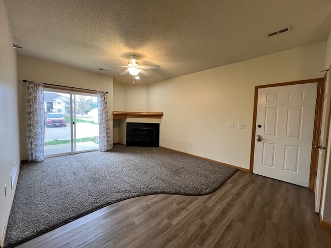 Photo - 2323 E Porter Ave