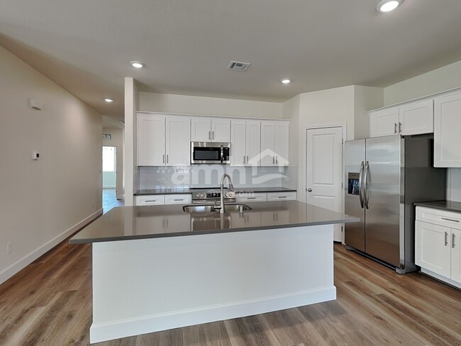 Photo - 13107 N Honest Endeavor Wy