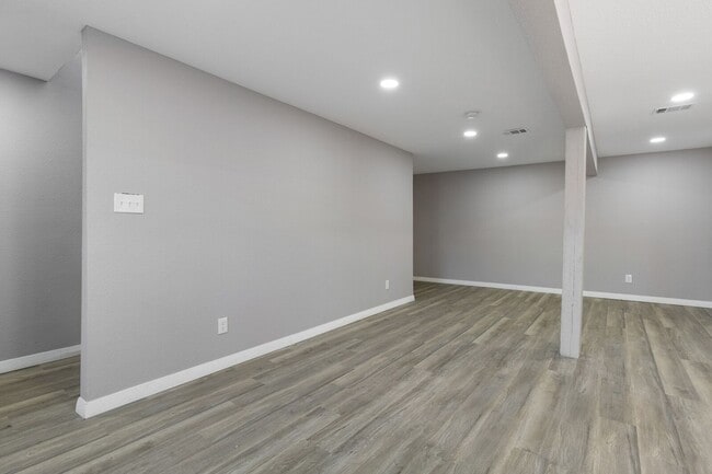 Photo - 3-Bedrooms and 2.5-Bathroom House - Convenient Living Near Oak Cliff & Downtown Dallas