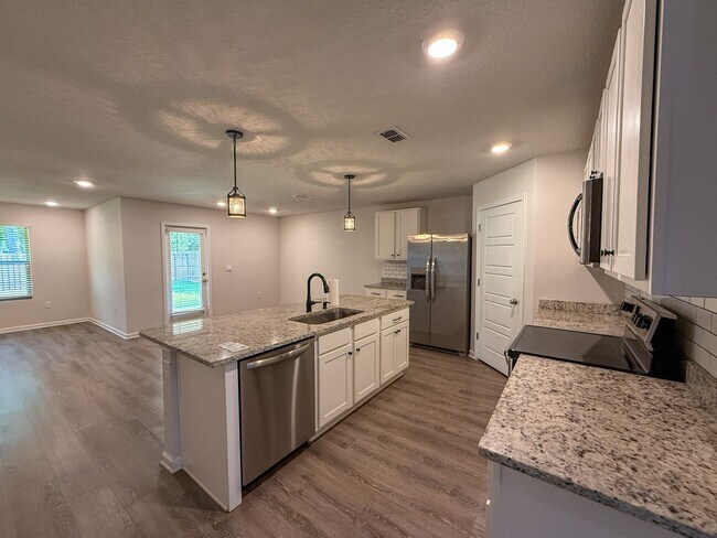 Photo - 4 Bedroom 2 Bath Home for Rent in Birch Run Subdivision! Energy Efficient Solar Panels to Help Lo...