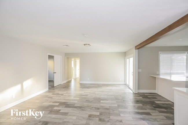 Photo - 4409 W Griswold Rd