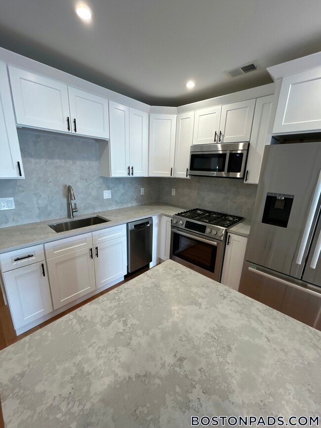 Photo - 156 Bayswater St Unit 1