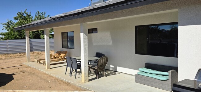 Photo - 8160 Palomar Ave