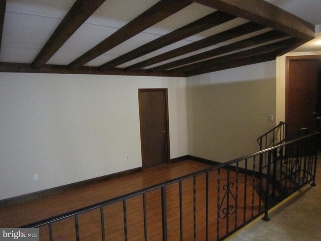 Photo - 304 N Hoover Ave