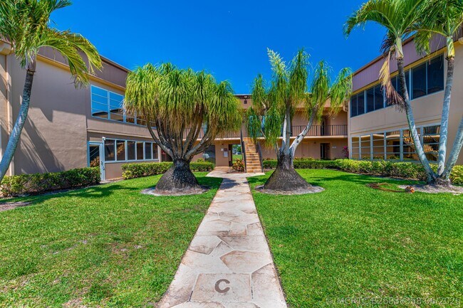Photo - 137 Piedmont Way Unit 137