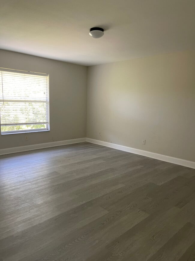 Photo - 12361 Notting Hill Ln Unit 43