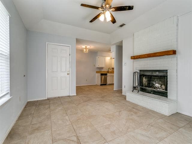 Photo - 980 Meadow Cir S