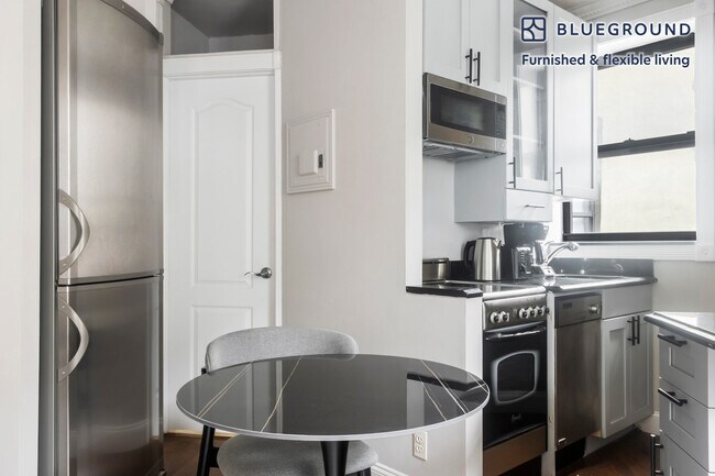 232 Elizabeth St Unit SI FL5-ID2054