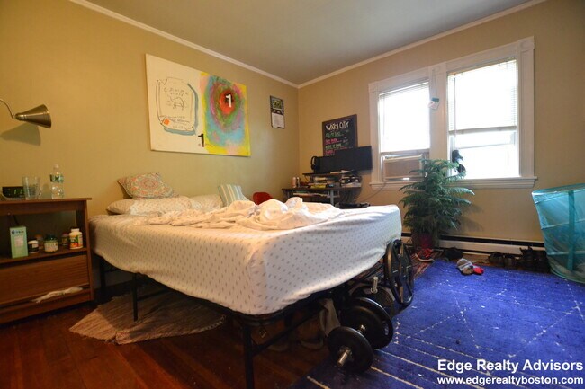 29 Newcastle Rd Unit 2