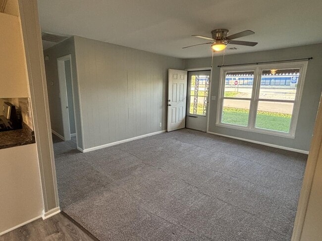 Photo - 2137 East 28th St N