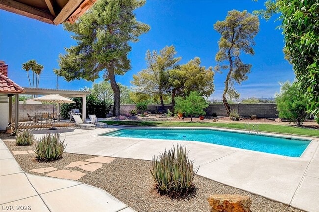 Photo - 408 Lacy Ln