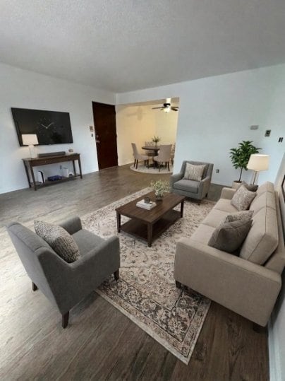 Photo - 1306 W Michigan Ave Unidad 06