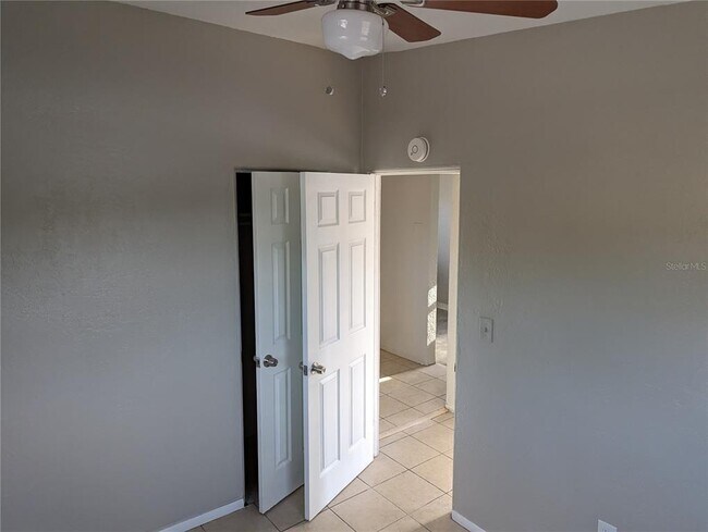 Photo - 2000 Queensboro Ave S