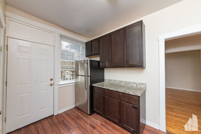 Photo - 3751 W Sunnyside Ave