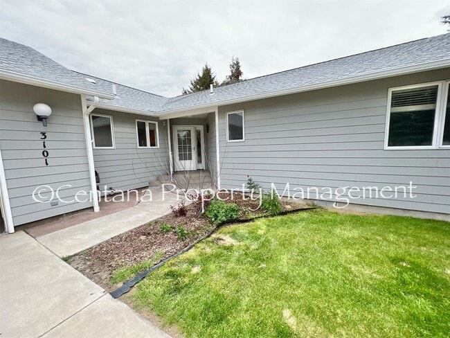 Photo - Well kept 3 bedroom 2 bathroom condo on the flats!