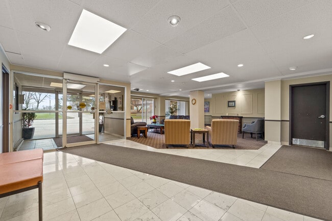 Photo - Leamington Towers