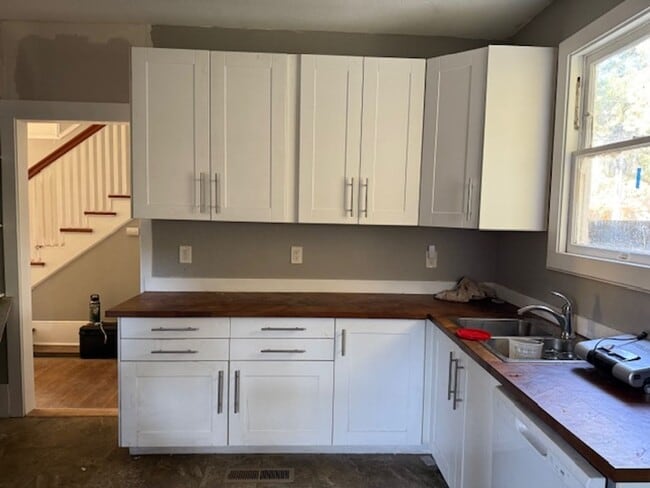 Photo - Large home for your organization