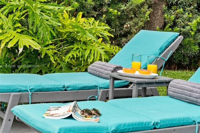 Photo - 685 NE 50th Terrace