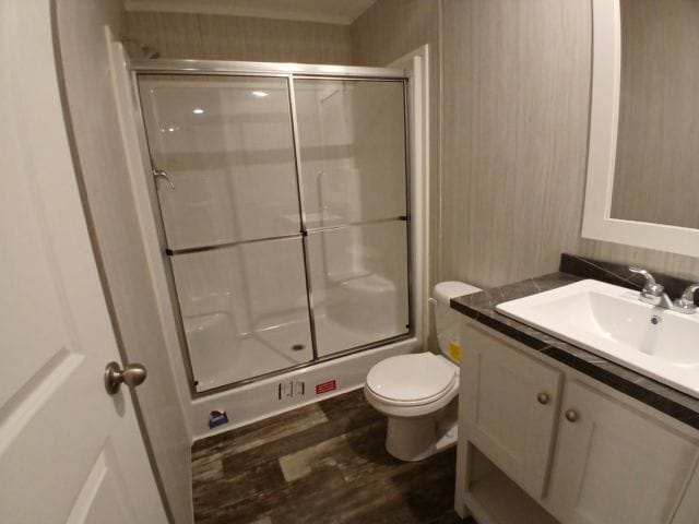 Photo - 868 E Commerce St