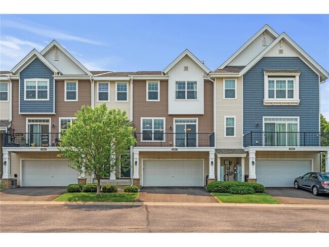 Building Photo - 11917 Emery Village Dr N Rental