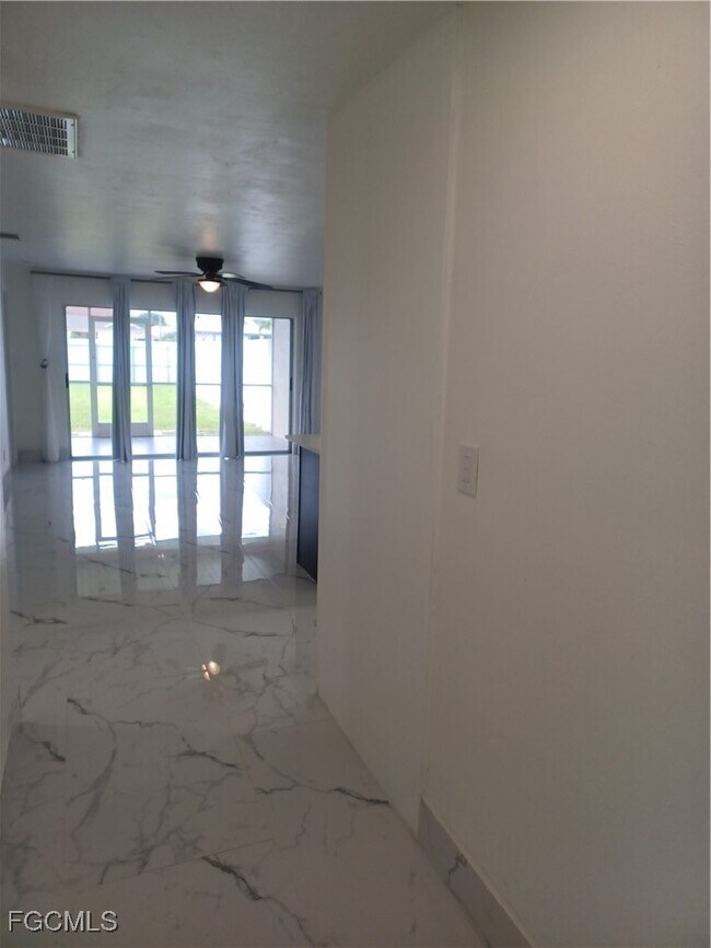 Photo - 1102 SW 15th Terrace