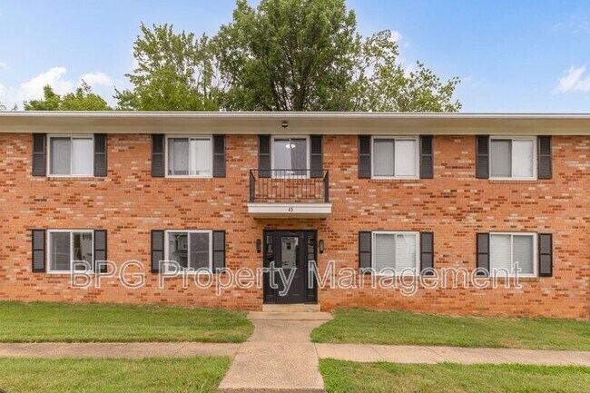 Building Photo - 45 Washington St Unit 4