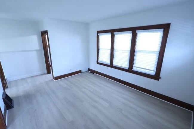 Photo - 450 Stanton Ave