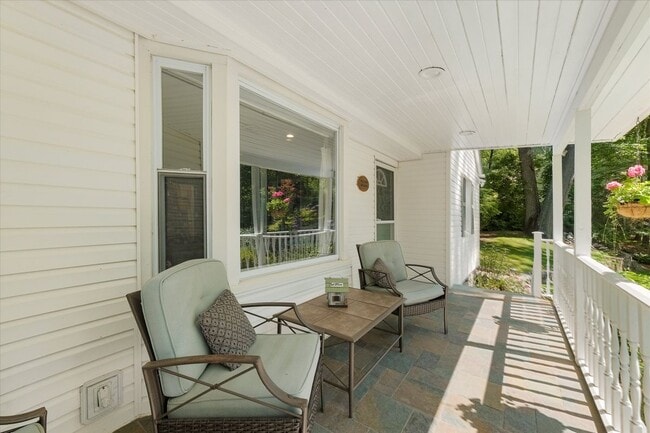 13 Split Rock Rd