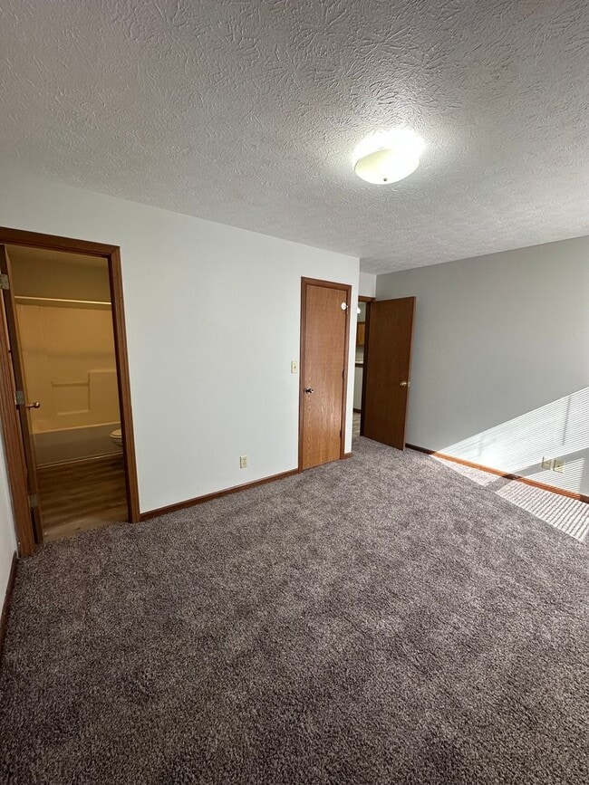 Photo - 2701-2703 Plaza Lane--ROLLEY Unit 2701 Plaza Lane