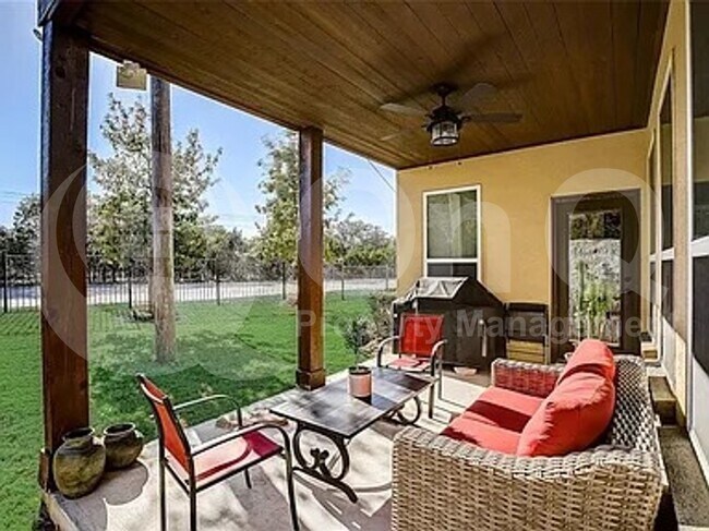 Photo - 12300 Terraza Cir