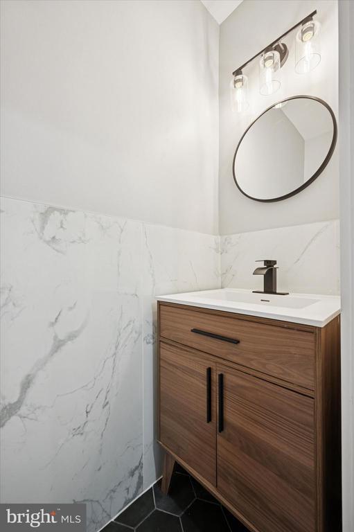 Photo - 547 S Yewdall St