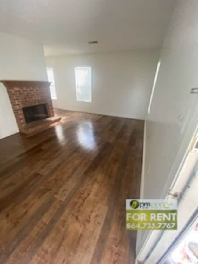 Photo - 6 Pointer Ln Unit Pointer Ln 06B