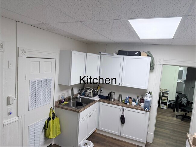 Photo - 10 E 5th St Unidad 1