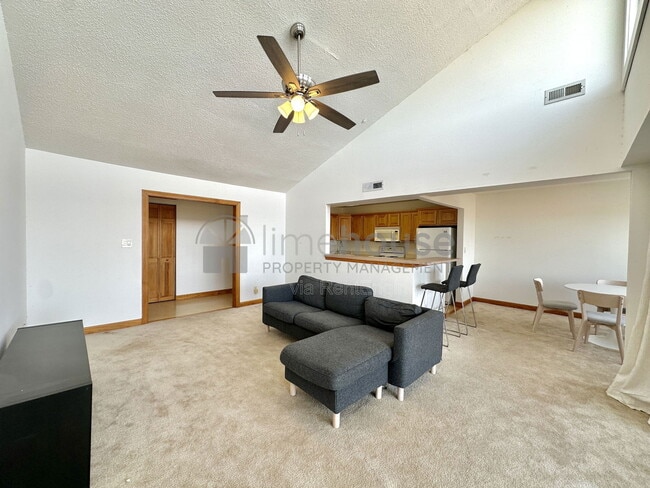 Photo - 3908 Whispering Oaks Pl Unit 201
