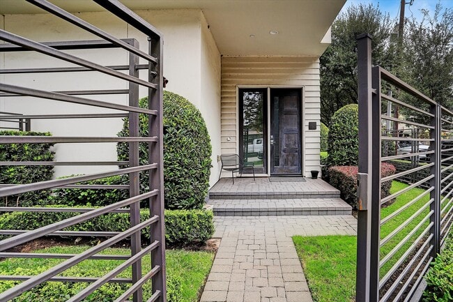 Photo - 1004 California St Unit 101