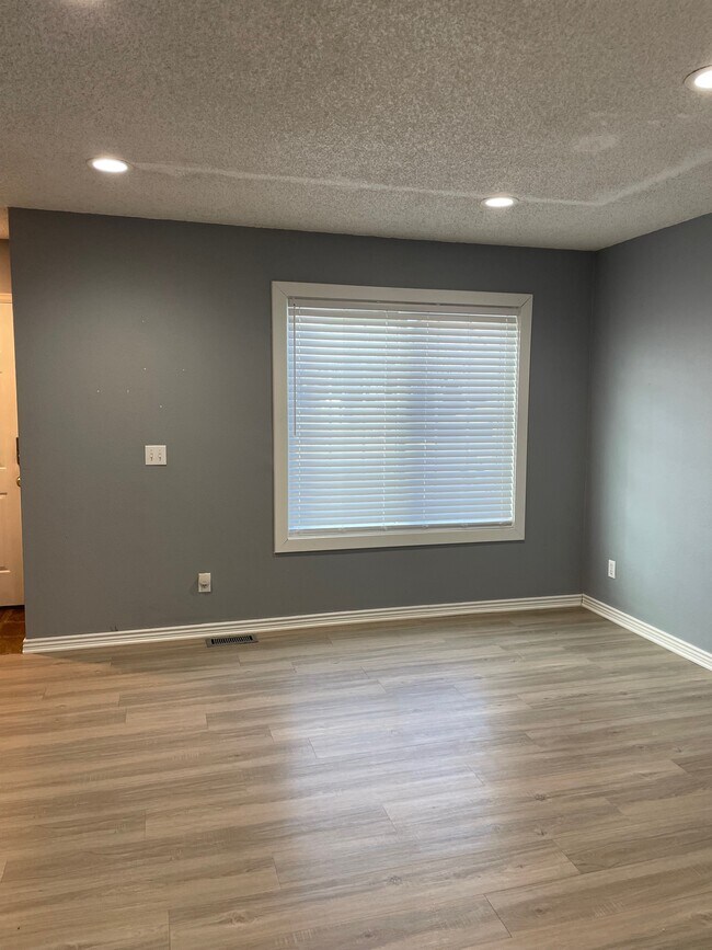 Photo - 12191 Bannock St